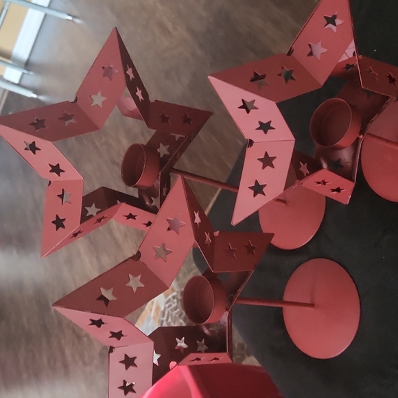 Set of 3 Star Tealight Candle Holders - Picture 9 of 15